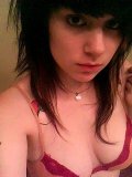 One-hot-emo-babe-self-shooting-in-the-nude